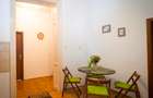Proprietar, inchiriez 2 camere decomandate zona Teatrul Dramatic, 50 m.p. - 5