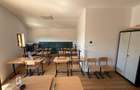 De inchiriat spatiu birouri, 10 birouri , 4 bai, garaj, 4 bai si teren 10 arii,S - 22