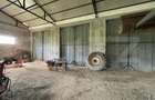 Hala, 230mp , zona Sud - 9