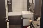 Apartament 3 camere de vanzare - zonă centrală, mobilat și utilat.