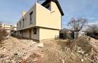 Casa P+2Et+Terasa. 5 cam. Util 185mp. Teren 250mp. - 2