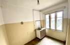 Decebal -  Muncii  Apartamet 80 mp utili in vila zona
