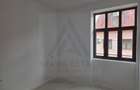 Apartament renovat 3 camere 2 bai 85 mp si pivnita  în zona Central - 5