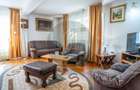 Proprietate cu potențial, 2 case și teren generos, Bran – Predelut - 4