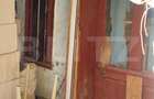 Casa cu 2 corpuri si anexe, 49 mp, zona Boldut