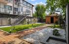 Inchiriere apartament deosebit 4 camere si curte -  mobilat si utilat - 13