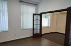 Centru - Bd. Mamaia, spatiu ideal birouri, intrare din strada, parter - 10