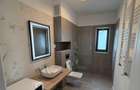 Apartament cu 2 camere de vânzare, zona Km 5 - 6