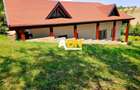 Casa tip cabana de vacanta, 5 camere, 2300 mp teren, zona Schit - 3