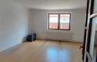 Casă de închiriat – 2 dormitoare, 100 mp utili + curte 220 mp, garaj, filigorie - 7