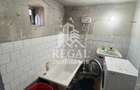 Casă de vânzare în Călanul Mic –  2 clădiri, curte, grădină, garaj - 5