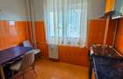 Închiriez apartament 2 camere , decomandat ,  - 3