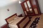 casa / vila Gavana 3  , mobilata / utilata , finisaje clasice ! - 2