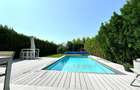 Vilă cu Piscina in Tunari - 3