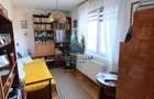 Două case în curte comună, 6 camere + 385 teren - zona semicentrală - 2