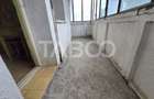Apartament decomandat 4 camere 4 balcoane 2 bai etaj 1 Central Sibiu - 8