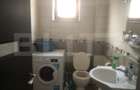 De vanzare casa 4 camere , 9 ari teren , intrare în  Paulesti - 8