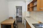 Inchiriez apartament 3 camere,situat pe B-dul Mihai Viteazu, et.3 - 10