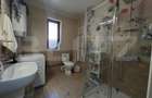Casa 3 camere, 2 bai, 72 mp, teren 251 mp, zona Damila - 10