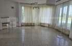 Casa  cu piscina ,7 camere, 447 mp - teren 1535mp, Vetis - 2