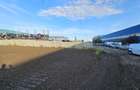 Teren industrial de inchiriat , platforma , curent etc . - 1