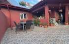 Vila de vanzare cu 2 apartamente individuale in Cartierul 23-metrou Republica - 28