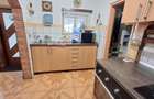 Casa cu doua apartamente garaj pivnita in Cisnadie - 16