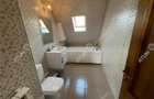 Casa cu 8 camere si 800 mp curte in zona Calea Poplacii Sibiu - 18