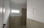 Duplex despartit prin camera tehnica | 5 camere 3 bai | Ghiroda | Asfalt
