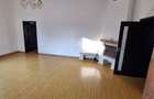 Faleza Nord, imobil P+1, 7 camere - 17