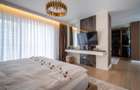 Vila Exclusivista cu 6 Dormitoare, Finisaje din Marmura si Curte mare - 16