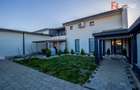 Casa 3 camere cu spatiu comercial in Carani - ID V4331 - 4