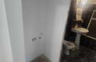 Decomandat cu 2 bai la etajul 2  renovat - 20