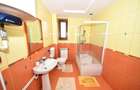 Vila spatioasa, pretabil pentru locuit/clinica, zona Micro 17 – Galati - 46