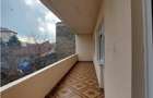 Apartament 5 camere central, renovat, pentru locuit sau birou - 12