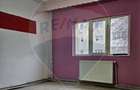 Apartament cu 2 camere decomandat de vanzare, etaj 1, zona Milcov - 2