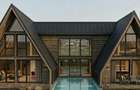Cabana premium de vanzare, 11 camere, zona Marisel