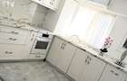 Apartament 3 camere , zona Decebal-Piata - 9
