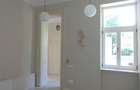 Casa recent renovata  .str. Avram Iancu, curte 300 mp, 3 parcari, zona centrala - 6