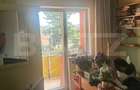 Apartament 4 camere decomandate, 2 bai, 2 balcoane, 80 mp, etaj intermediar - 4