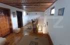 Casa plan parter plus etaj cu 6 camere, 250 mp si 2400 mp teren, zona Pestisani - 6