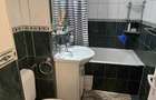 De închiriat apartament 3 camere Micro 16 Parter - 7
