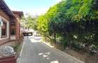 Proprietate rezidențială de excepțieTecuci, Casa de vânzare - Oportunitate rară 