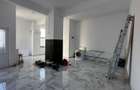 Spatiu comercial cu funcțiuni multiple - 2