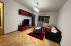 Apartament cu 3 camere, decomandat, 2 bai, zona Soarelui - 2
