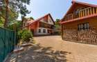 Vilă exclusivistă | 380 mp utili | Teren 1.400 mp | Găvana – Pitești - 2