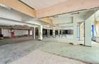 Spatiu generos 1050 mp open space, etaj 2,nefinisat, zona 21 Decembrie - 3