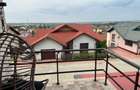 Casa de vanzare cartier Bratieni - 200 mp suprafata utila, 700 mp teren - 13
