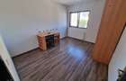 Casă înșiruită de închiriat | 3 dormitoare | Terasă 16 mp | 600 € - 5