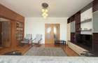 Apartament 3 camere, str. Bucuresti, suprafata generoasa - 1